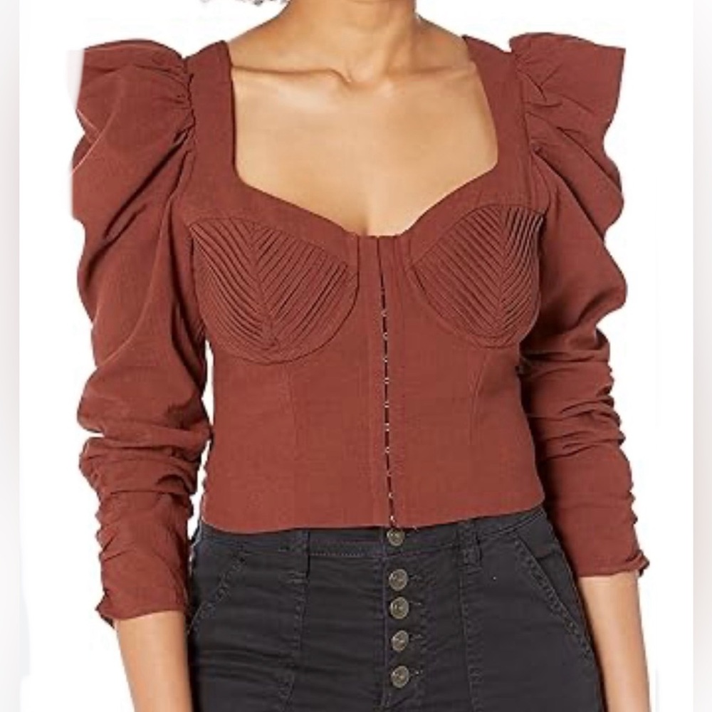 ASTR Brown Rust Blouse Long sleeves Open back Womens Quinn Casual Crop Tops M